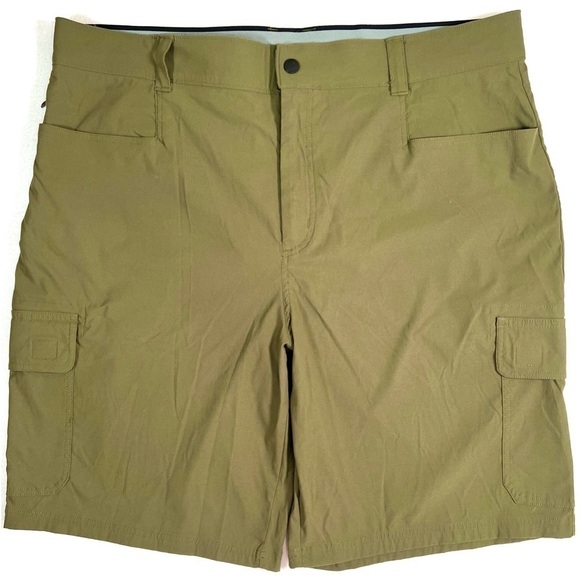 ORVIS Men’s Olive Night Green Cargo Shorts, Pockets Stretchy Size 40 Gorpcore - Picture 1 of 15